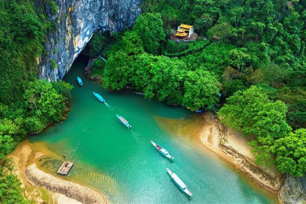 <b>Phong Nha-Ke Bang National Park named top adventure travel site</b>