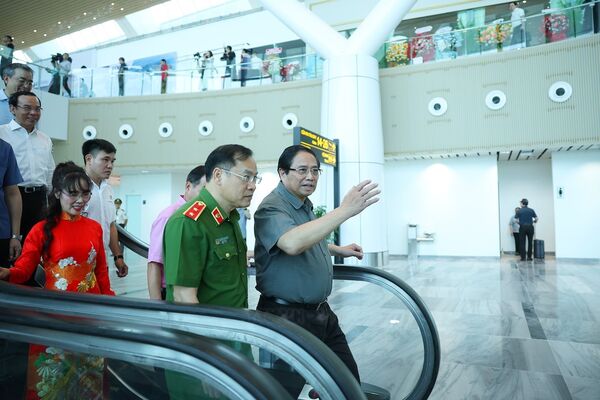 Vietnam launches pilot biometric boarding at Tan Son Nhat Int’l Airport