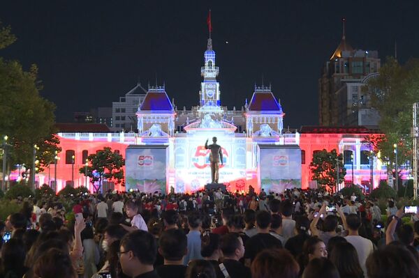 3D mapping show and fireworks display in Ho Chi Minh City