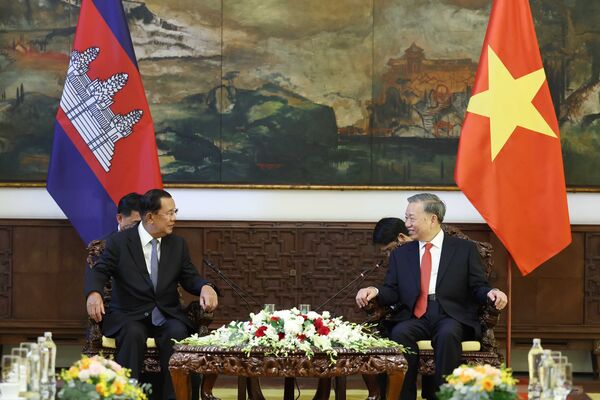 Party leader meets Cambodian CPP President