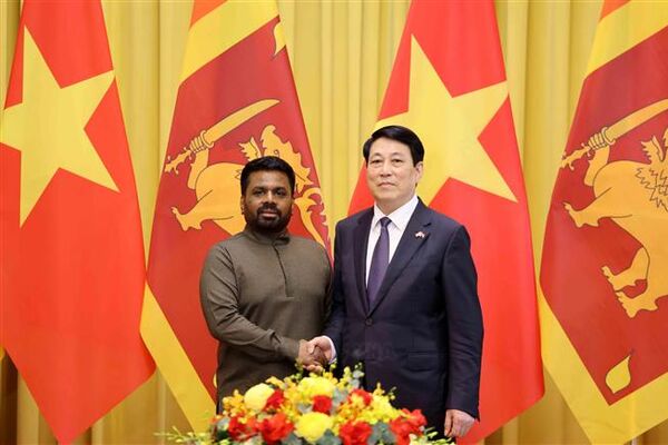 Vietnamese, Sri Lankan Presidents hold talks in Hanoi