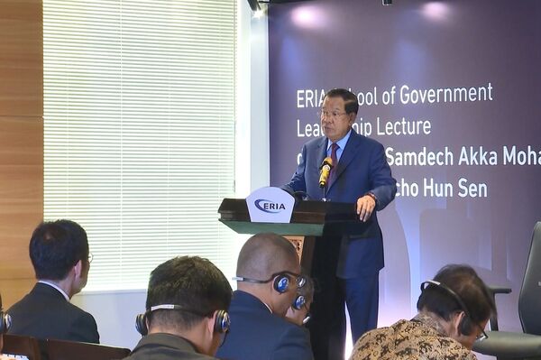 Vietnam helps Cambodia escape from genocide: Senate President