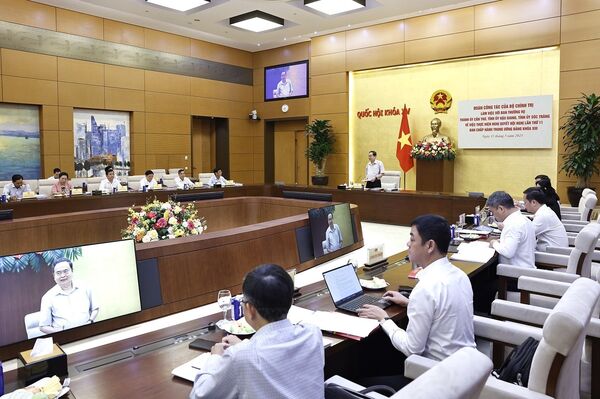 Top legislator calls for fairness in personnel nomination after restructuring of administrative units
