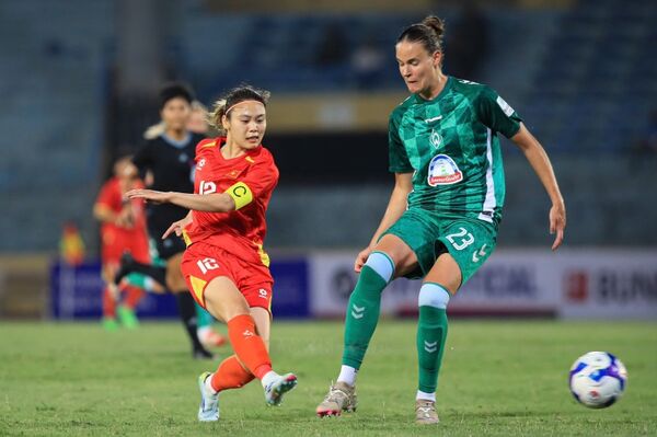 <b>Độituyển nữ Việt Nam tích lũy kinh nghiệm quý trước Werder Bremen</b>