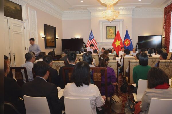 Vietnam, US hold second round of trade negotiations
