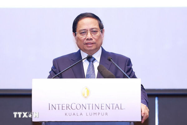 PM attends Vietnam–Malaysia Business Meeting in Kuala Lumpur