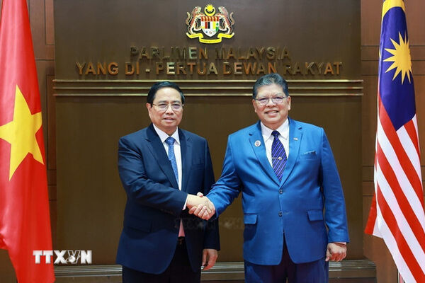 PM meets Speaker of Malaysian House of Representatives