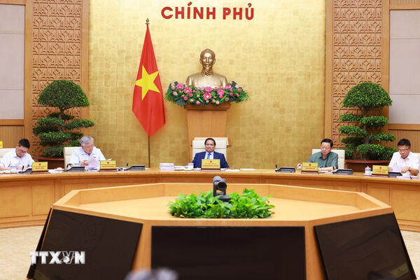 PM calls for empowering localities to decide, act, be accountable