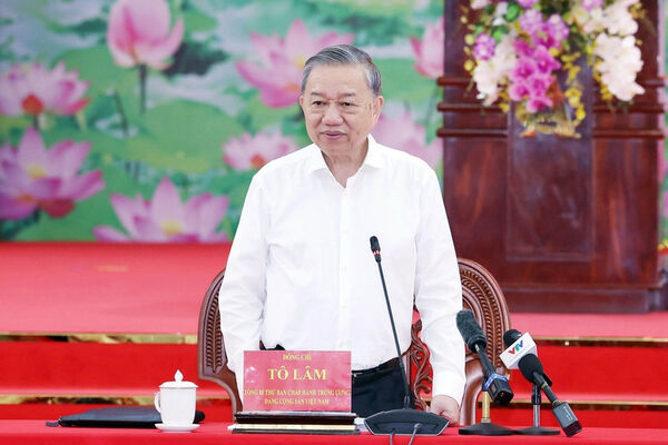 Party chief urges Can Tho to proactively set strategic breakthroughs