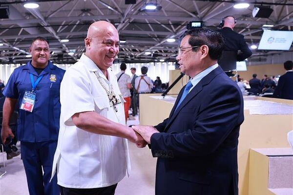 PM proposes Vietnam, Tuvalu soon establish diplomatic ties