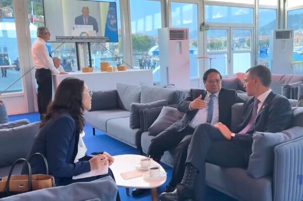 Vietnamese, Spanish PMs meet on UNOC3 sidelines