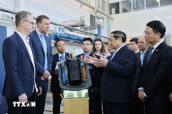 PM calls for cooperation with Sweden in nuclear energy technology