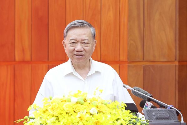 New Quang Tri province well-positioned for open, modern economic model: Party leader