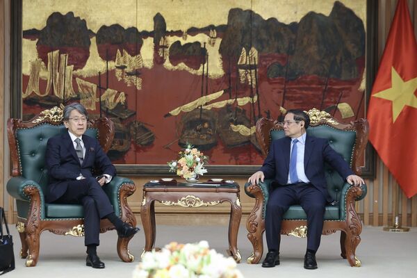 PM calls on Japanese bank to support green projects in Vietnam
