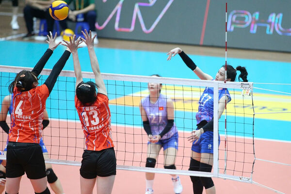 <b>Bóng chuyền nữ Việt Nam toàn thắng tại vòng bảng</b> <b>VTV Cup 2025</b>