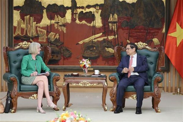 PM receives Australian Ambassador to Vietnam