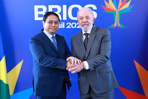 Vietnamese Prime Minister holds talks with Brazilian President in Rio de Janeiro