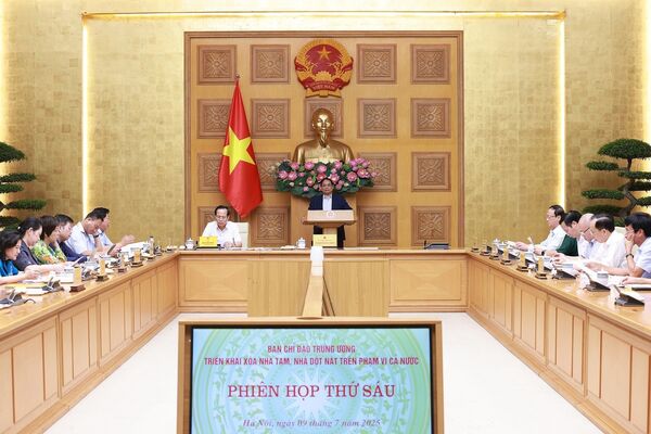 PM orders removal of makeshift houses for revolution contributors by July 27