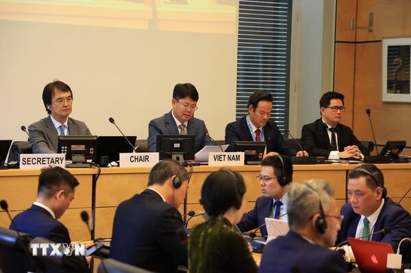 Vietnam places people at heart of governance: official