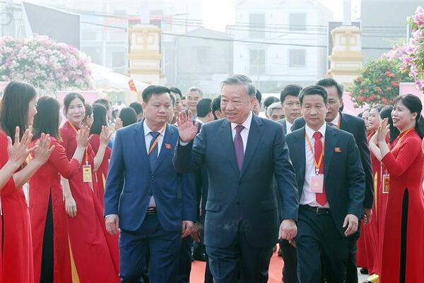 Nghia Tru commune must affirm role in new development space: Party chief