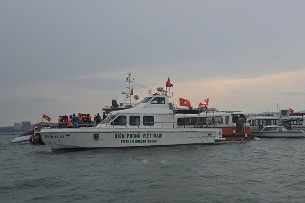 Initial report on tourist boat capsizing in Ha Long Bay