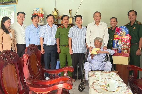 Vietnam allocates nearly 21 billion USD to social welfare in H1