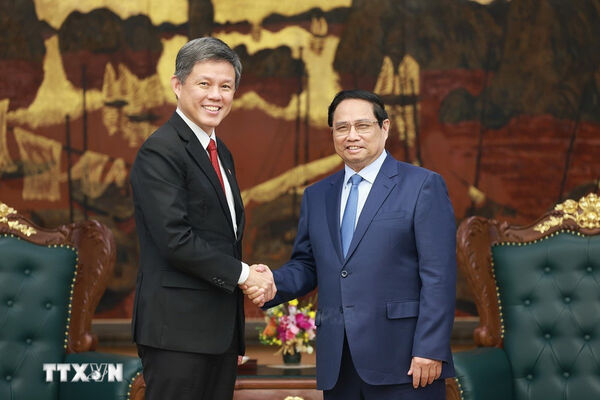 PM receives Singaporean Coordinating Minister for Public Services, Minister for Defence