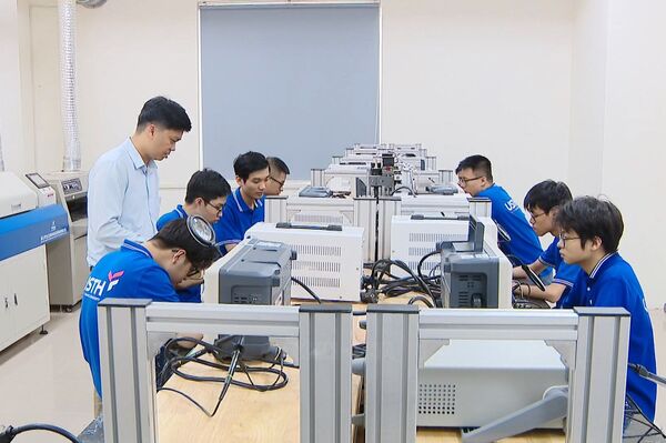 Exceptional incentives help Da Nang attract investment in AI