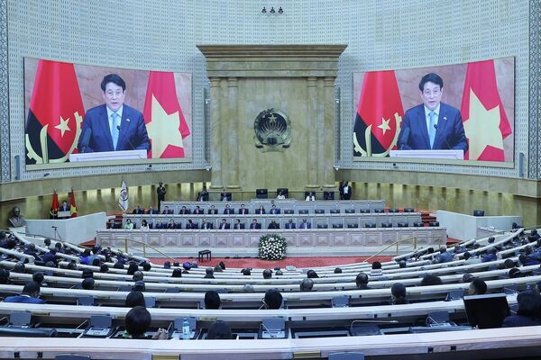 Vietnam seeks to transform partnership with Angola into model for South – South cooperation: President