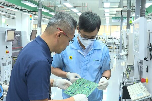 Vietnam emerges as global manufacturing hub