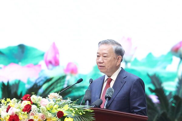 Party chief treasures veteran revolutionaries’ contributions to national development