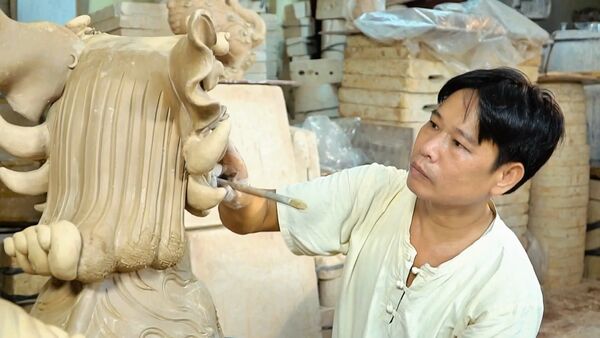 Exhibition highlights Tran Nam Tuoc’s lifelong dedication to Vietnamese art