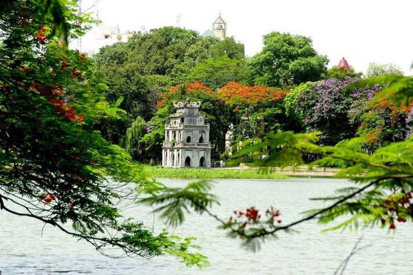 Hanoi – a capital of culture, a city for peace