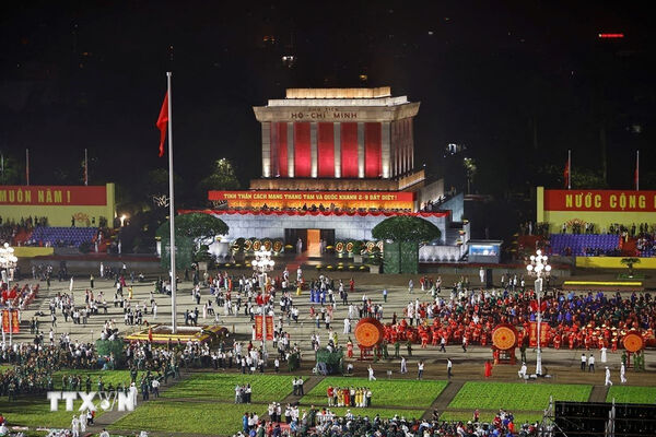 Ba Dinh Square comes alive ahead of National Day parade