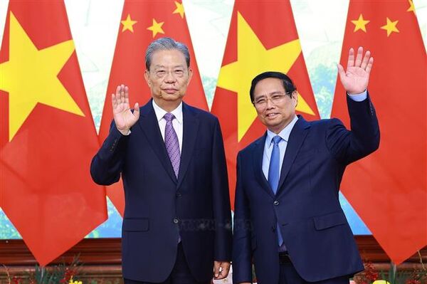 PM meets Chairman of China’s National People’s Congress Standing Committee