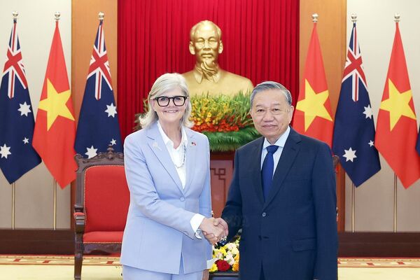 Party leader welcomes Australian Governor-General