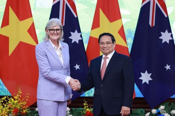 Government, NA leaders receive Australian Governor-General