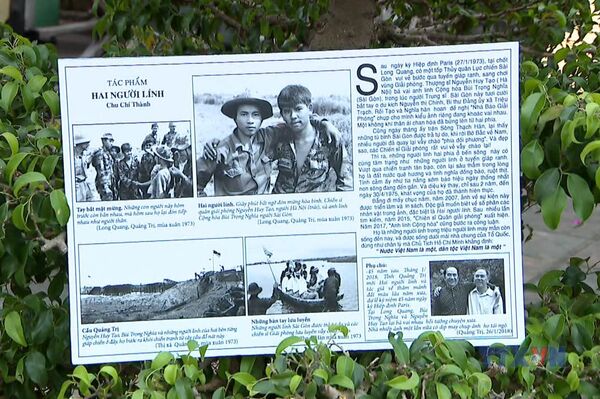 Photo of “Two Soldiers” – A symbol of peace