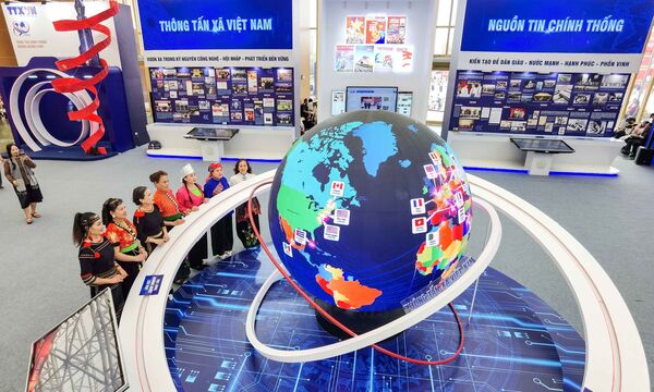 VNA display area makes highlight at National Achievement Exhibition_3