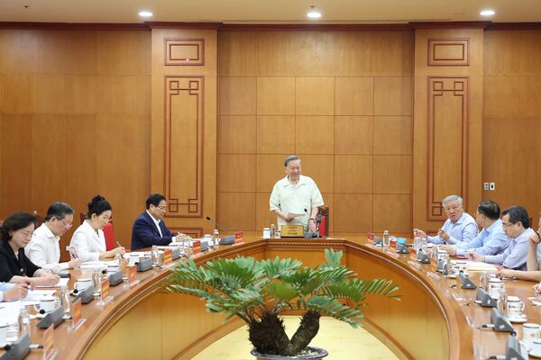 Party chief orders harnessing global expertise for urban-rural growth