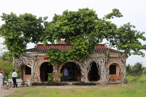 Unique ancient communal house in Dong Thap