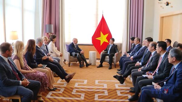 State President Luong Cuong meets with US lawmakers