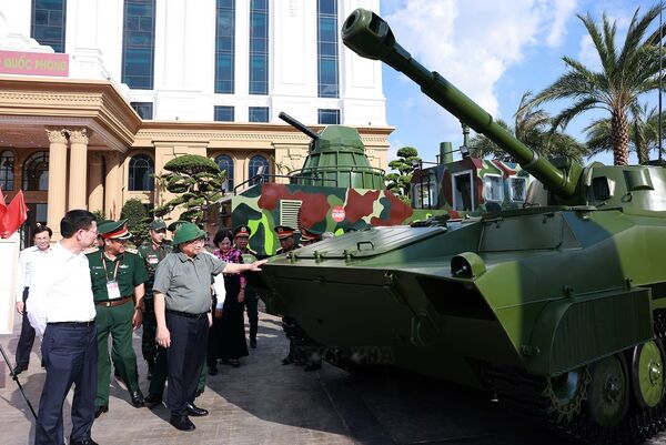 PM urges stronger science-tech application to boost defence industry