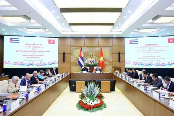 Vietnam, Cuba hold second session of Inter-Parliamentary Cooperation Committee