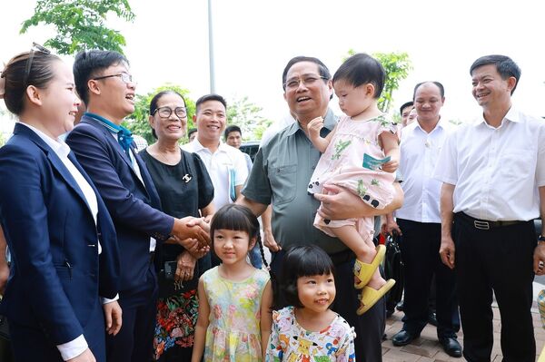 Government leader directs removing obstacles in Can Tho