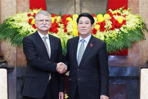 State, Government leaders receive Speaker of Hungarian National Assembly