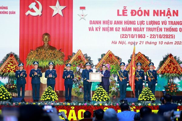 PM urges Air Defence – Air Force to build revolutionary, elite, modern unit