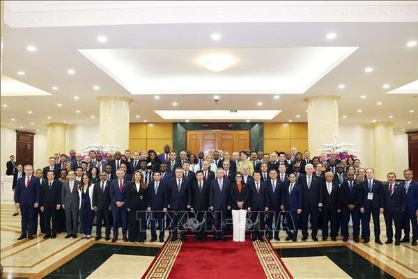 Hanoi Convention signing marks new chapter in global cyber governance: Top leader