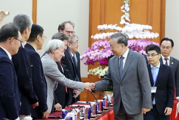 Party chief hosts delegates to 7th Int'l Conference on Vietnamese Studies