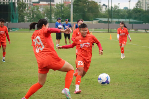 <b>Các cầu thủ trẻ tìm cơ hội ở đội tuyển bóng đá nữ Việt Nam</b>